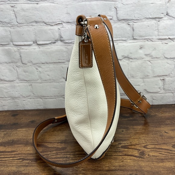 Coach Penelope Hippie Cream Pebbled Leather Slim Satchel Purse Crossbody F14679 - Picture 3 of 8